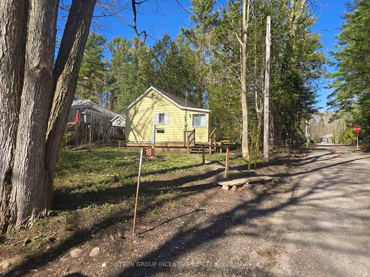 Property Photo:  18 Harras Avenue  ON L0L 2J0 