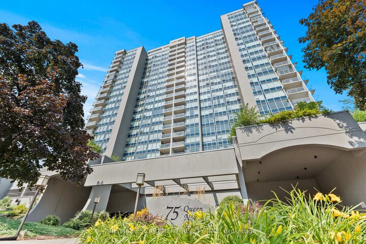 75 Queen Street N 2206 — photo 1