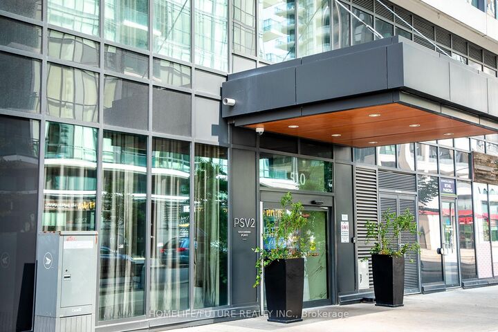 Property Photo:  510 Curran Place 3506  ON L5B 0J8 
