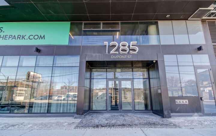 Property Photo:  1285 Dupont Street 1309  ON M6H 0E3 
