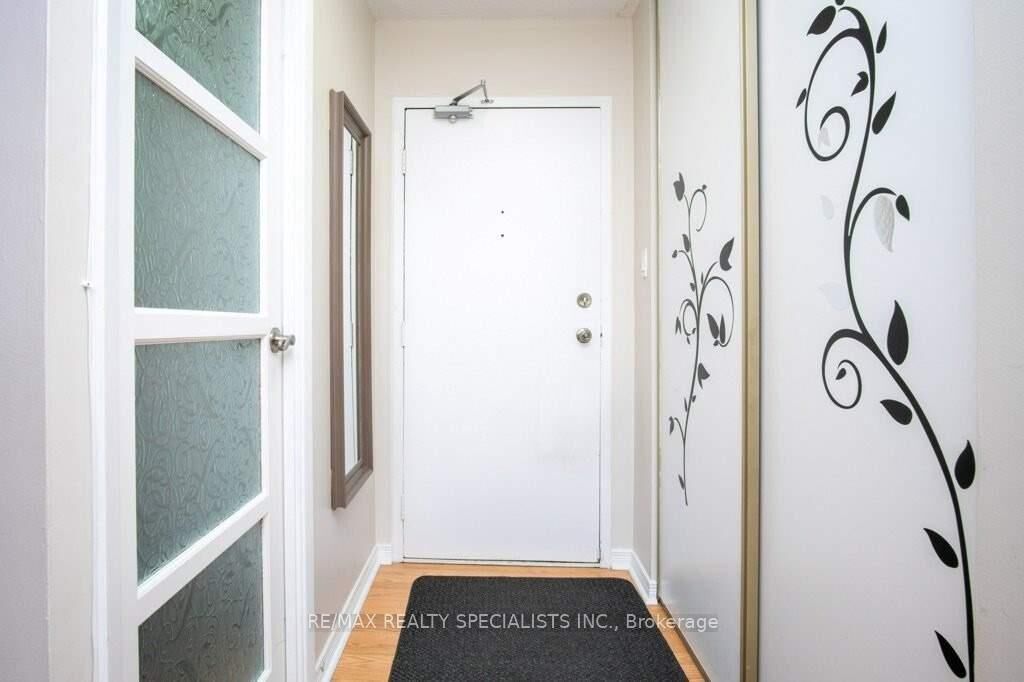 Property Photo:  700 Dynes Road 601  ON L7N 3M2 