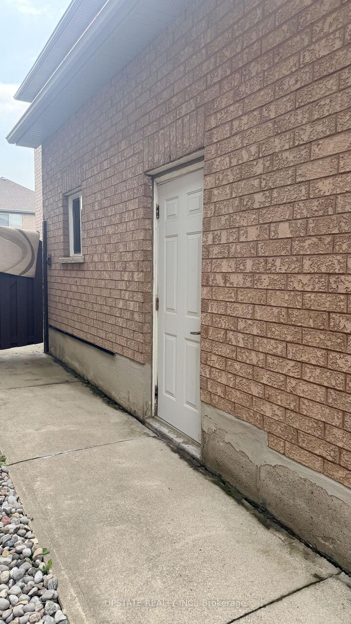 Property Photo:  135 Via Carmine Avenue (Basement)  ON L4H 1Z9 