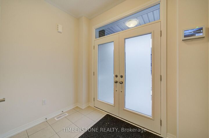 Property Photo:  2907 Nakina Street  ON L1X 0P7 