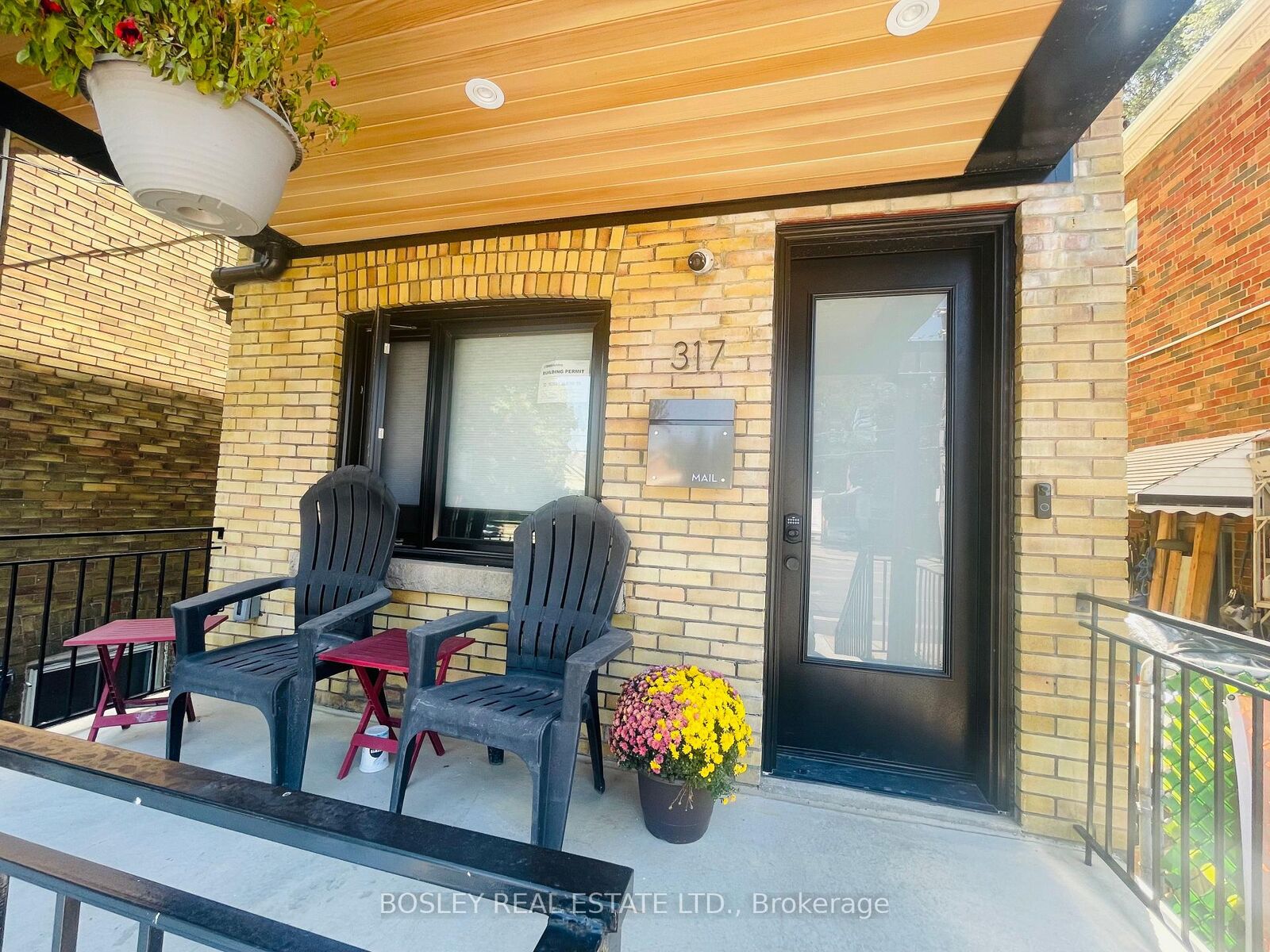 Property Photo: 317 O'Connor Drive Upper ON M4J 2V1