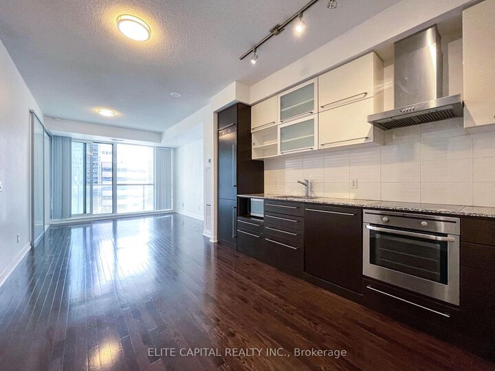 Property Photo:  770 Bay Street 502  ON M5G 0A6 