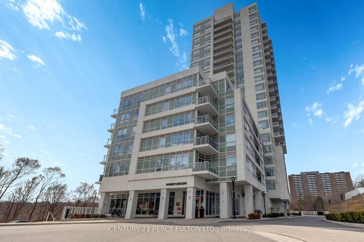 10 Wilby Crescent 1704 — photo 1