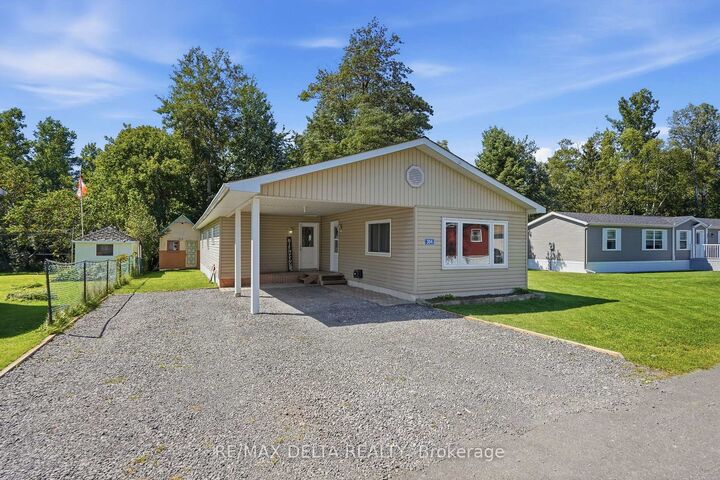 Property Photo:  8250 County Road 17 Road 304  ON K4K 1K7 