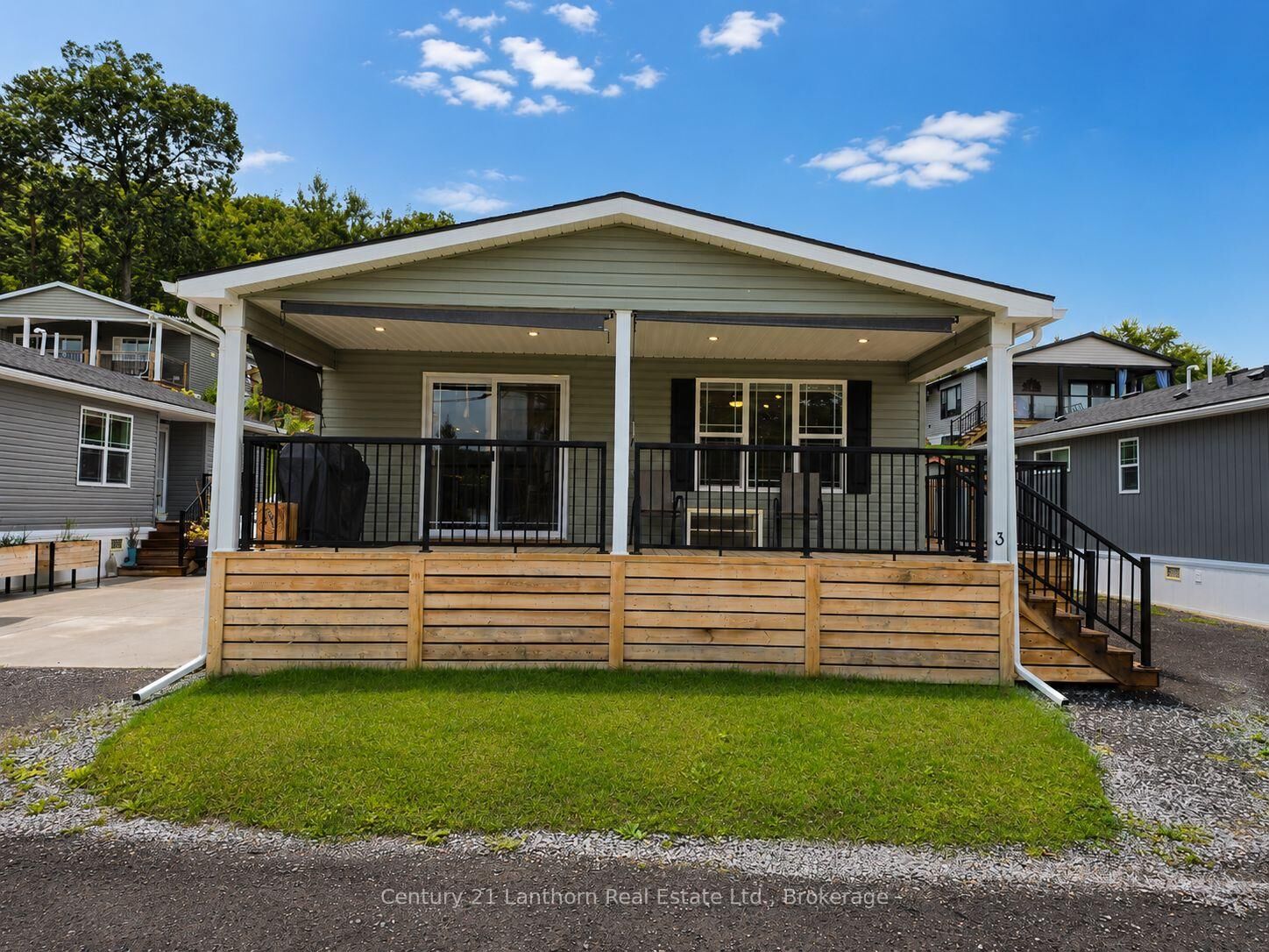 Property Photo:  484 Frankford Stirling Road Unit 3  ON K0K 2C0 