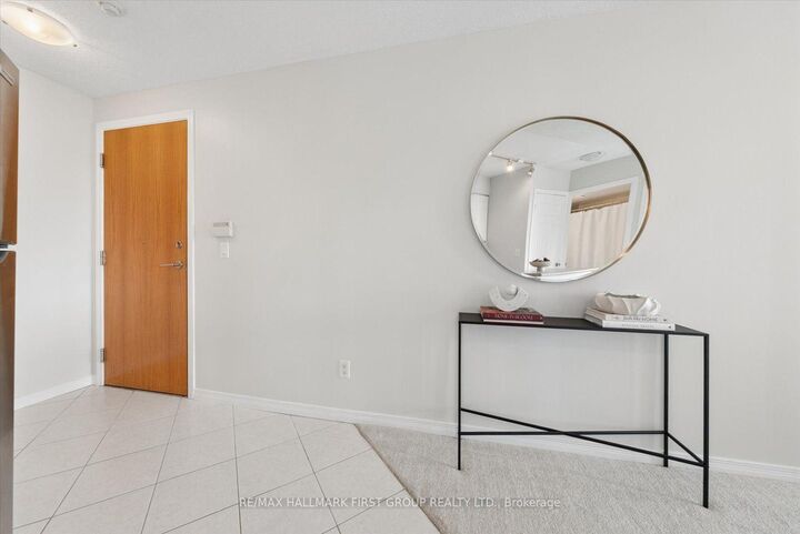 Property Photo:  340 Watson Street 312  ON L1N 9G2 