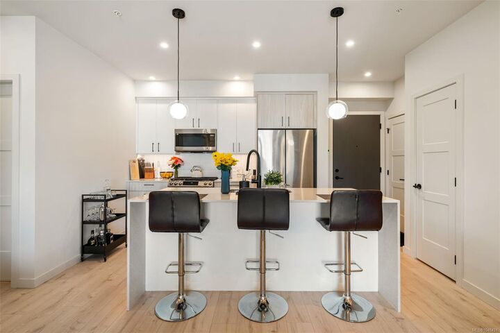 Property Photo:  947 Whirlaway Cres #504  BC V9B 6Z9 