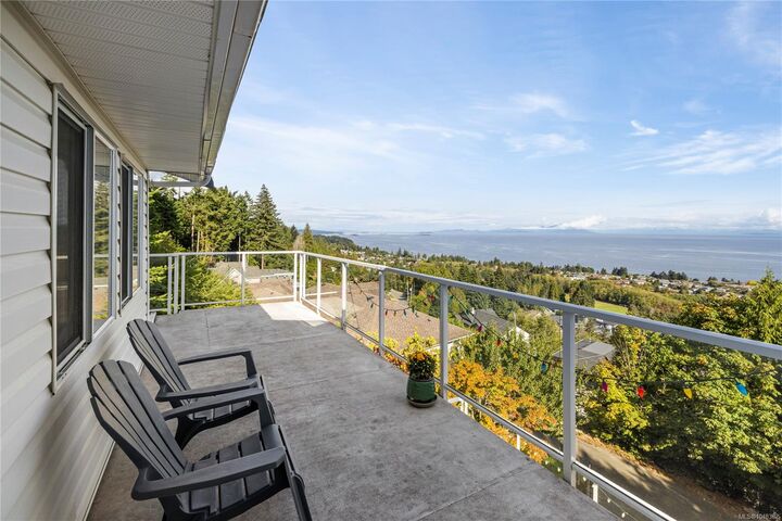 Property Photo:  4975 Laguna Way  BC V9T 5L6 