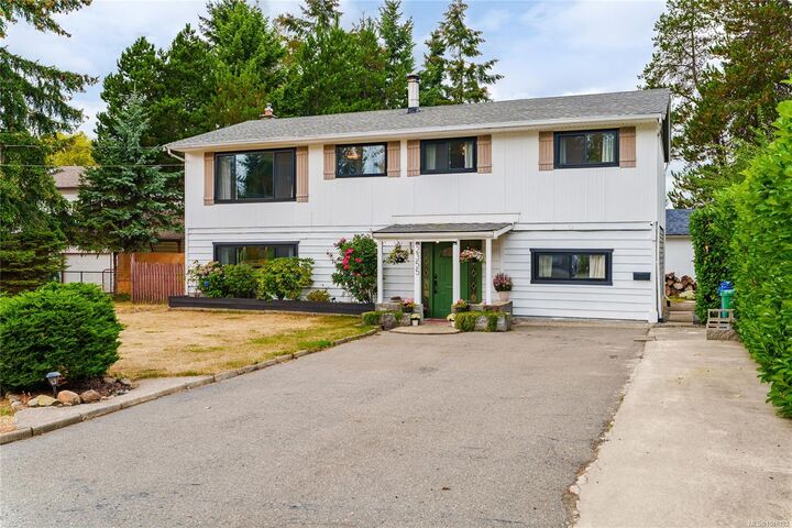 Property Photo:  2355 Wild Dove Rd  BC V9T 3T2 