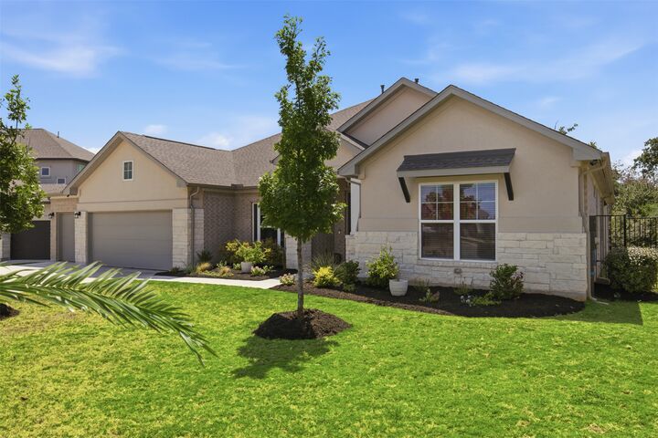Property Photo:  501 Great Lawn Cove  TX 78642 
