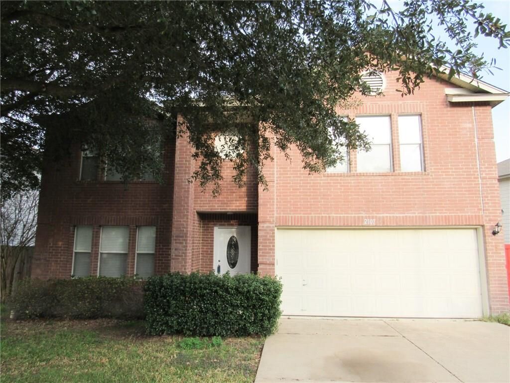 Property Photo:  2107 Deer Creek Trail  TX 78665 