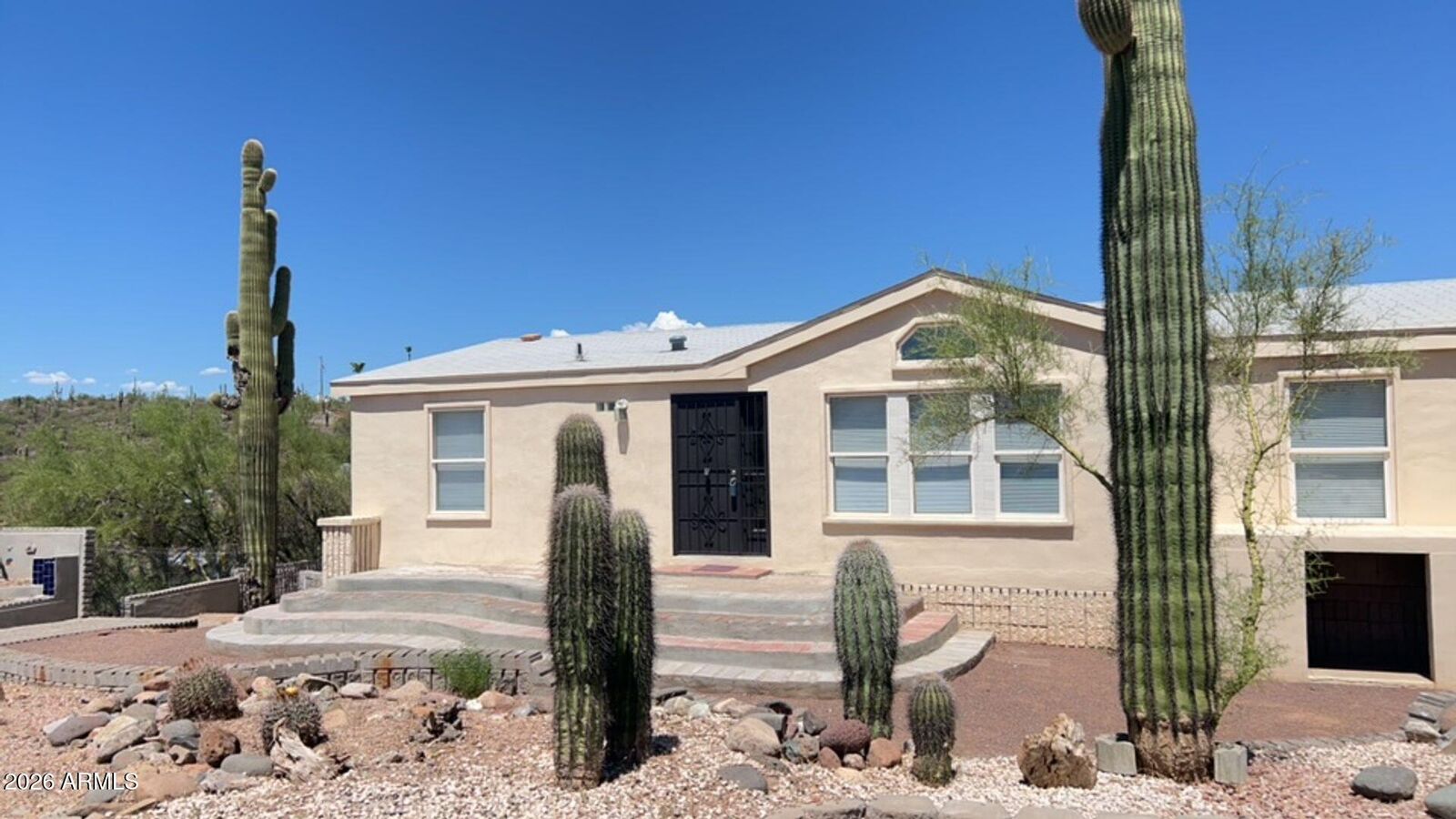 Property Photo: 47832 N 18th Avenue AZ 85087