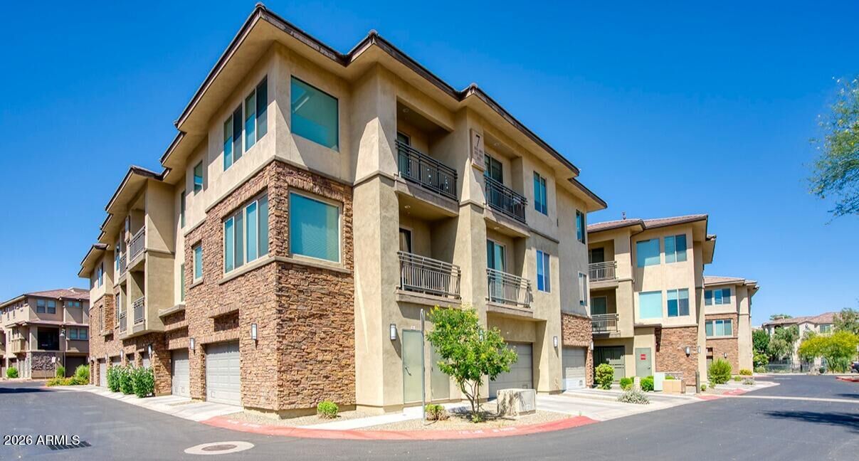 Property Photo: 17850 N 68th Street 2057 AZ 85054