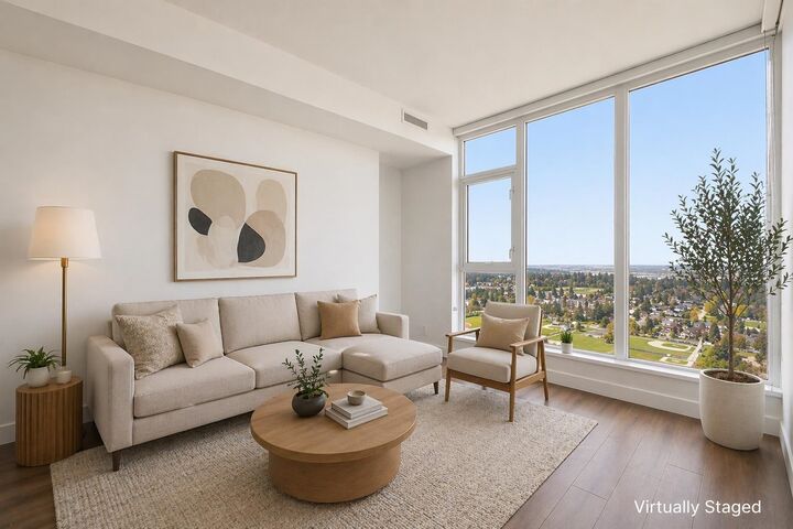 Property Photo: 10750 135A Street 2908 BC V3T 0V4
