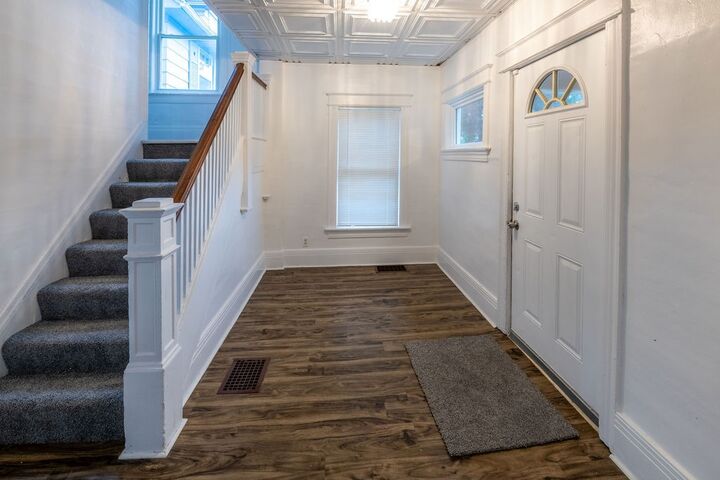 Property Photo:  520 Wellington Avenue  NY 14619 