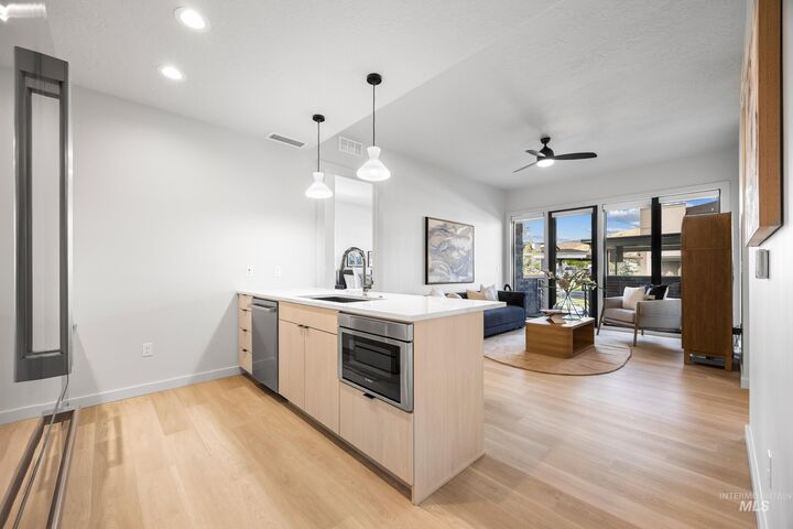 Property Photo: 4430 E Haystack St 101 ID 83716