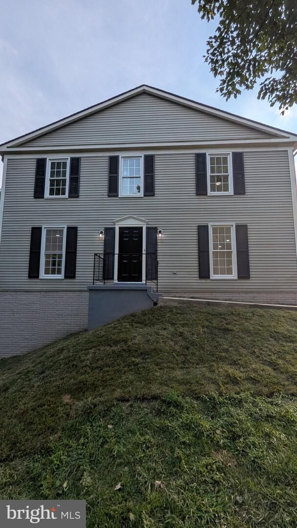 Property Photo: 3015 Bromley Court VA 22192