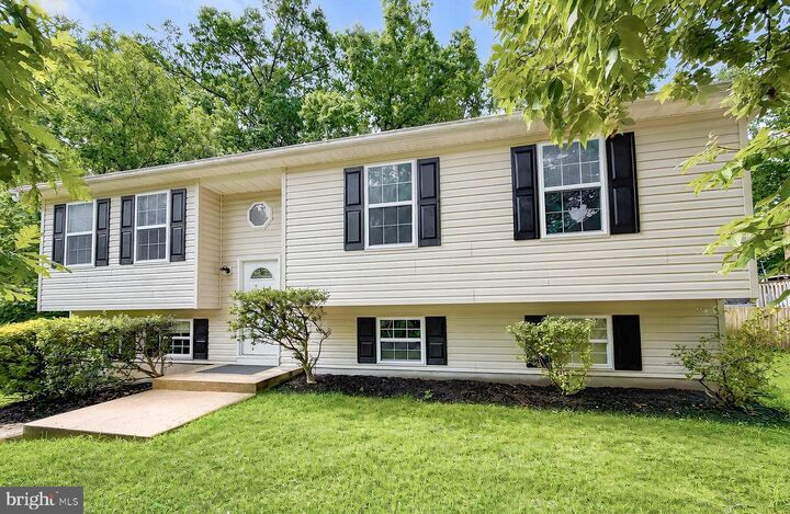 Property Photo: 673 Running Fox Road MD 20657