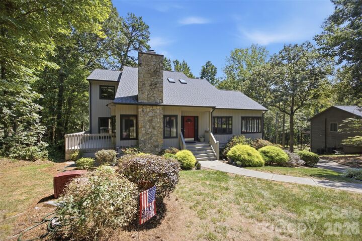 Property Photo: 13432 Windward Cove NC 28278