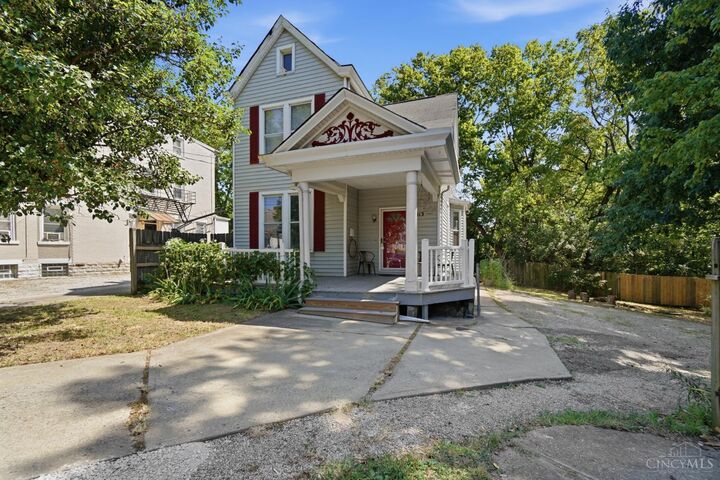 Property Photo:  413 Southview Avenue  OH 45219 
