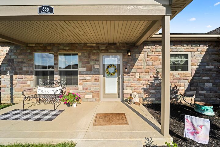 Property Photo: 656 Exeter Way OH 43302