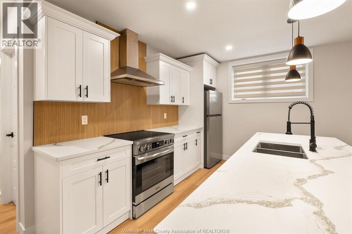 Property Photo:  1711 Ford Boulevard 1  ON N8T 2C9 