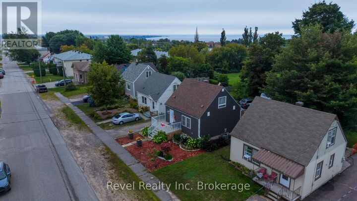 Property Photo:  1343 Copeland Street  ON P1B 3G2 