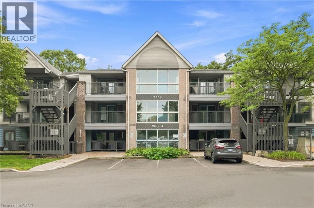 Property Photo:  2030 Cleaver Avenue 322  ON L7M 4C3 