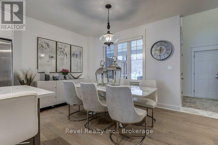 Photo de la propriété:  258 Ironwood Way  ON N0H 1S0 