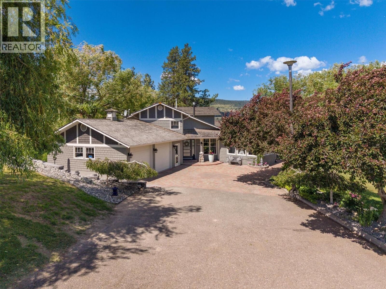 Photo de la propriété:  895 Coldwater Road  BC V1K 1B8 