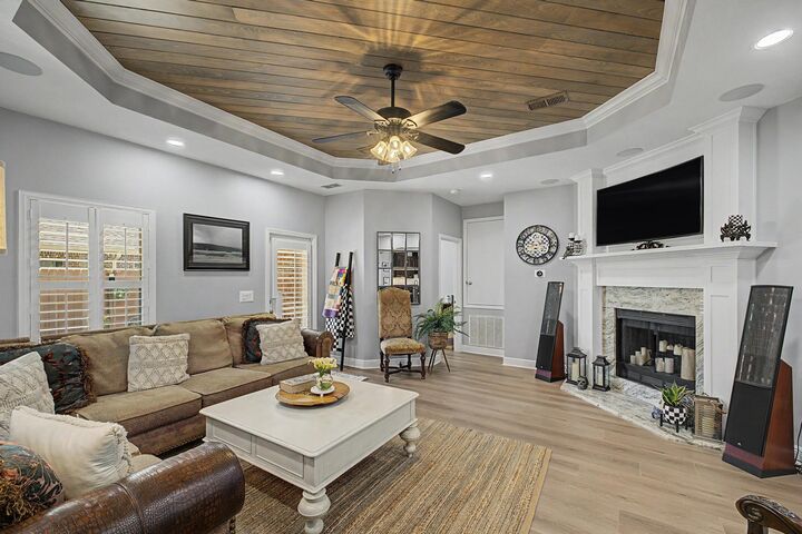 Property Photo: 1740 Brantley Drive FL 32563