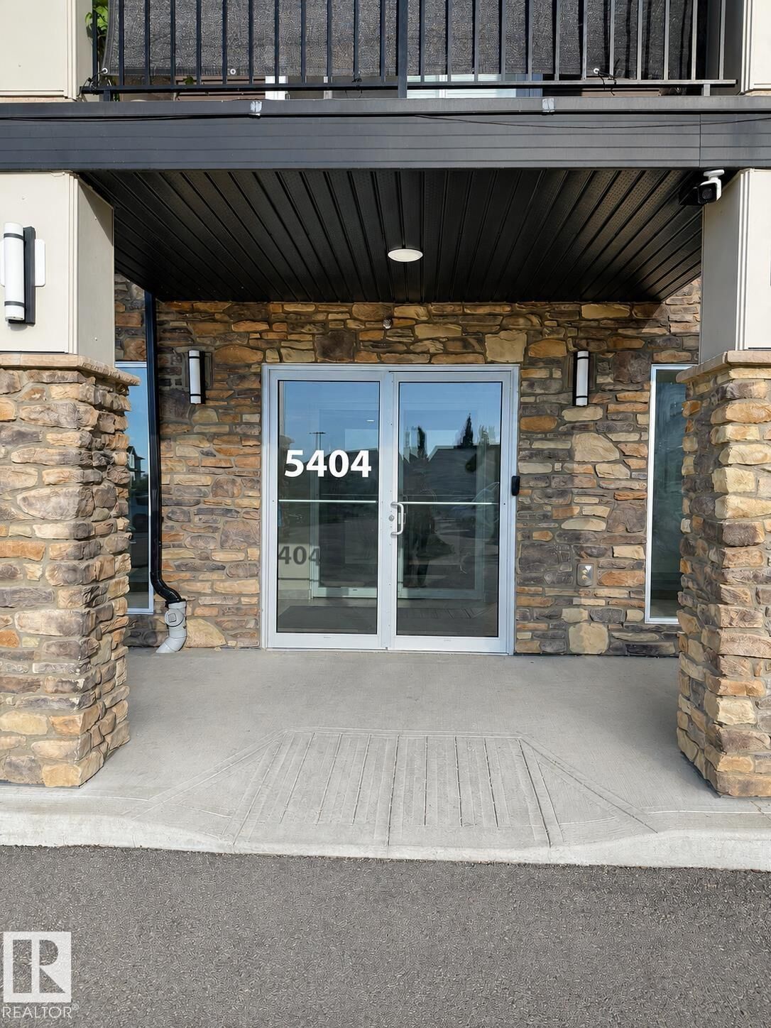 Property Photo:  5404 7 Avenue SW 112  AB T6X 2K4 