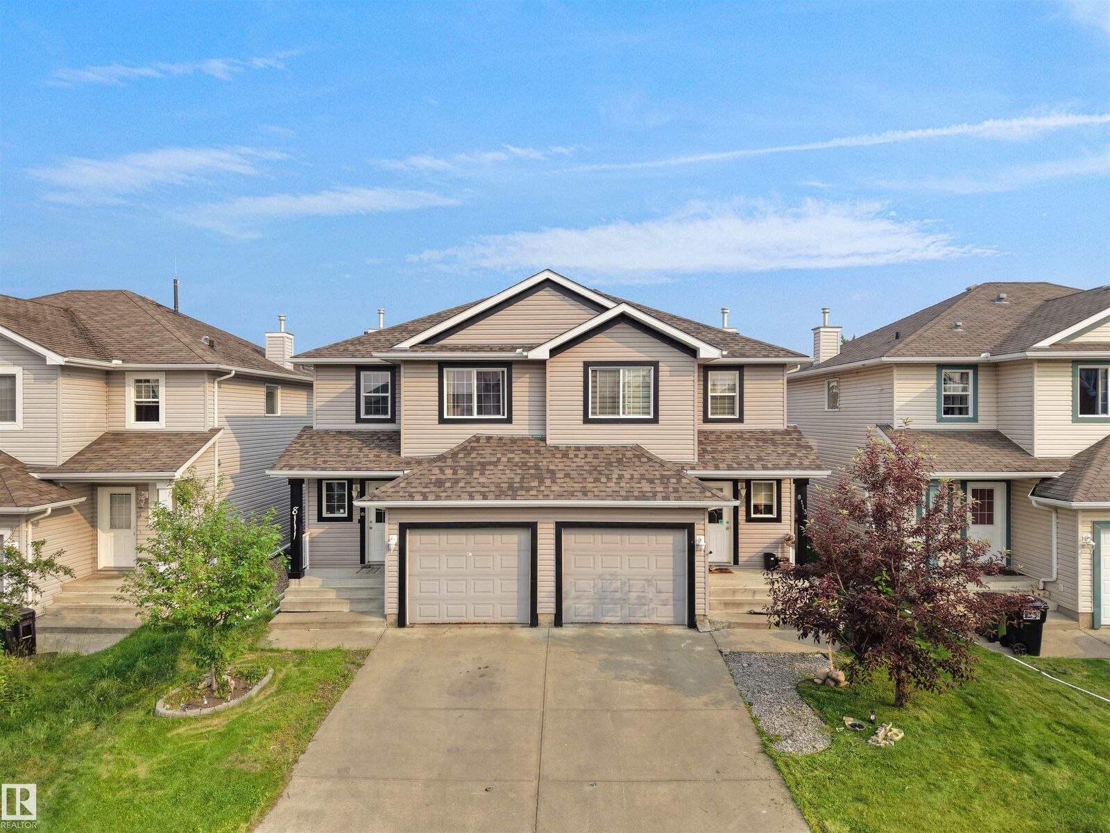 Property Photo: 8111 7 Ave Avenue SW AB T6X 1L9