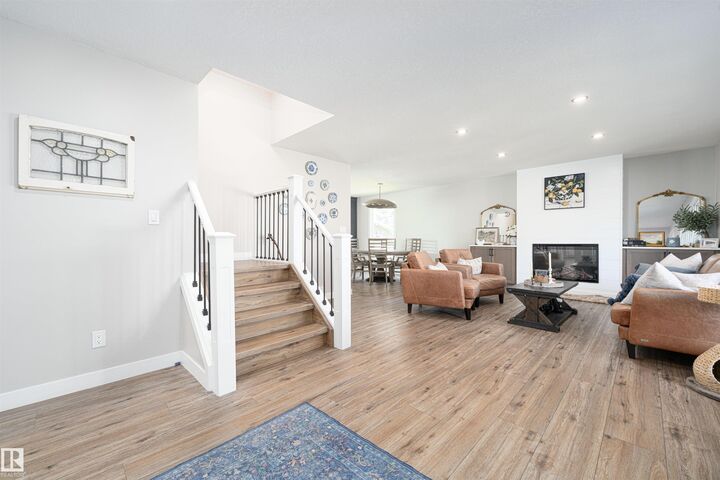 Property Photo:  79 Woodstock Drive  AB T8A 4C2 
