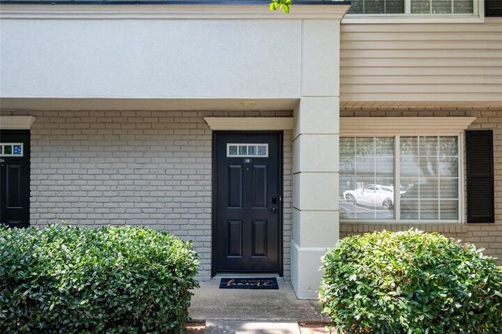 Property Photo:  6940 Roswell Road B3  GA 30328 