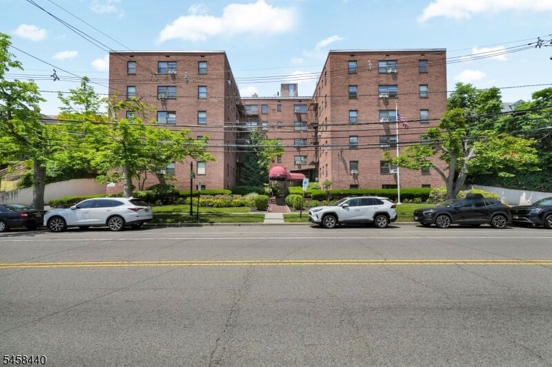 Property Photo:  130 Orient Way Cc  NJ 07070 