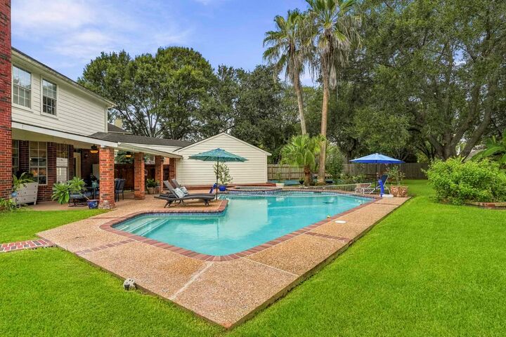 Property Photo:  4406 Plantation Creek Drive  TX 77459 