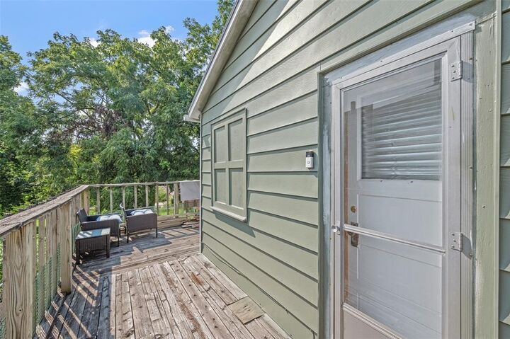 Property Photo:  1230 60th Street  IA 50311 