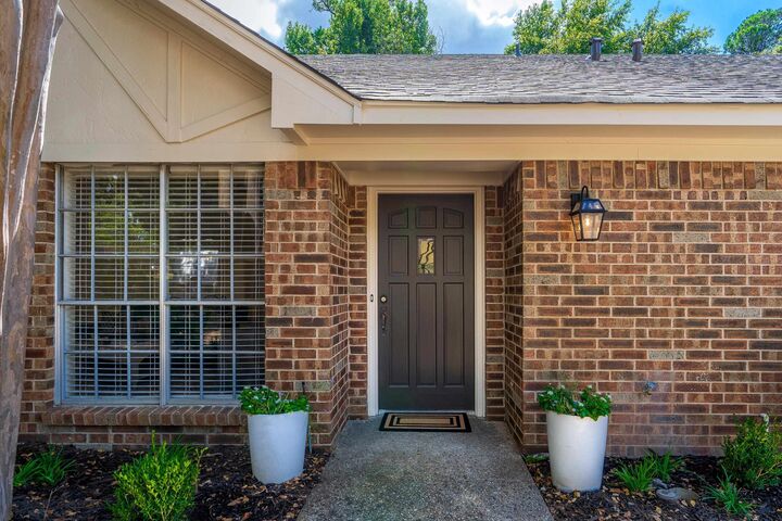 Property Photo:  4820 Prestwick Lane  TX 75703 