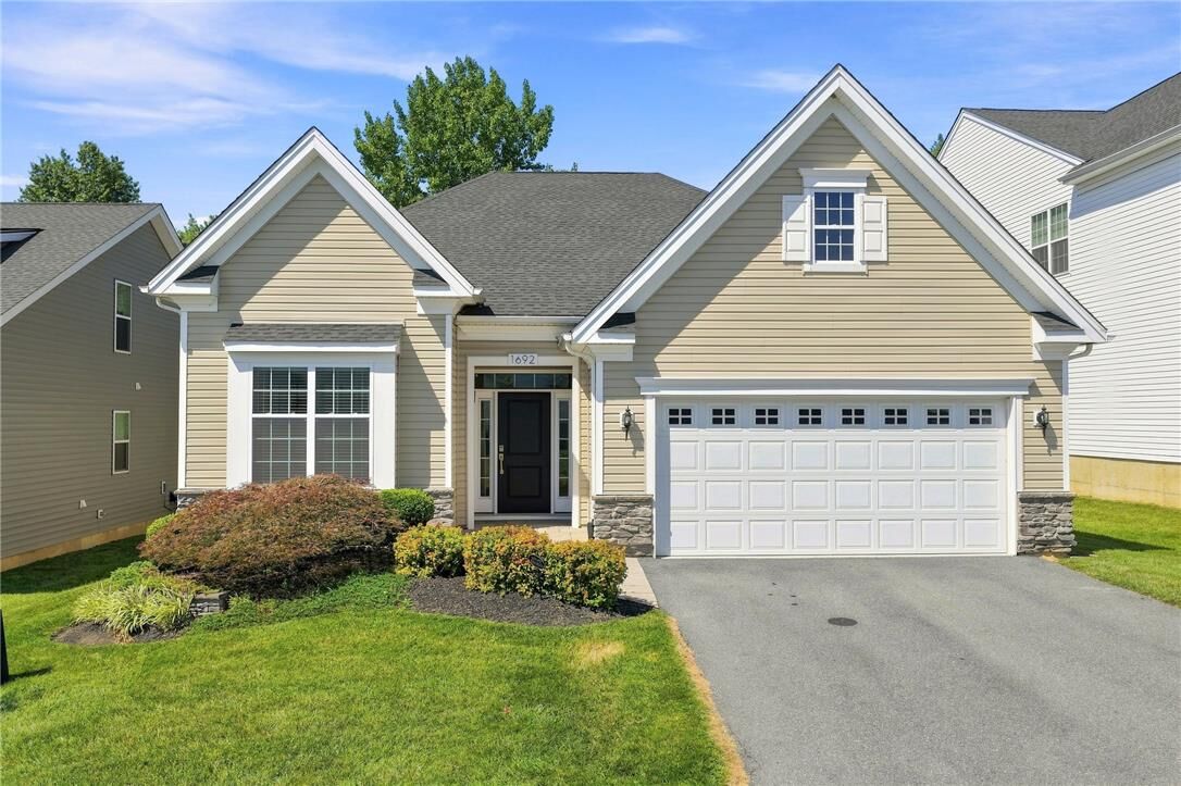 Property Photo:  1692 Valley View Drive  PA 18104 