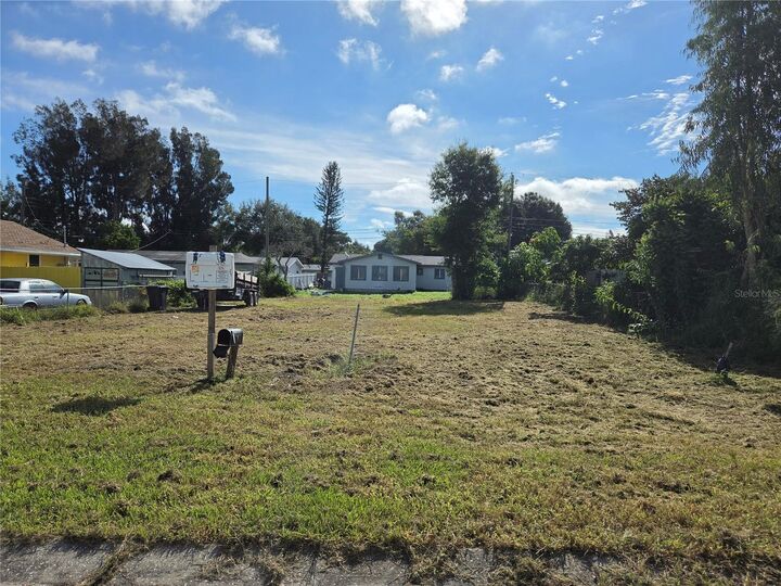 Property Photo: 5871 43rd Street N FL 33714