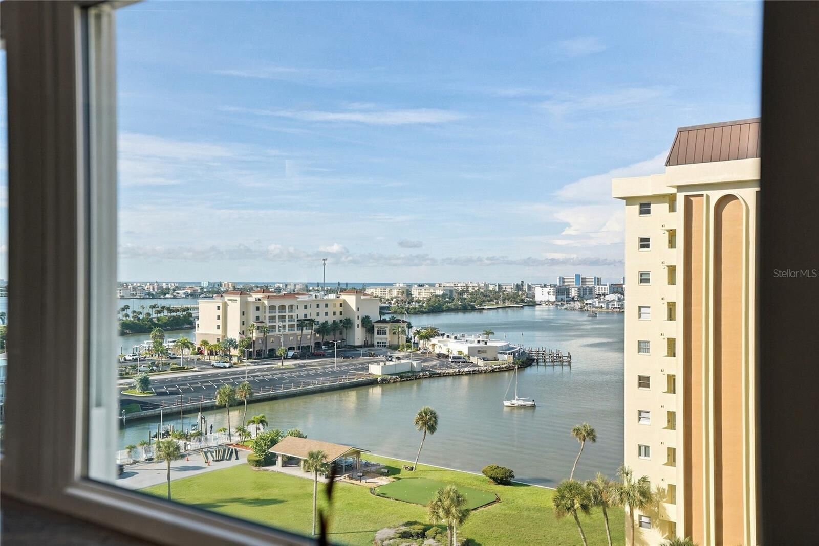 Property Photo:  4550 Cove Circle 1009  FL 33708 