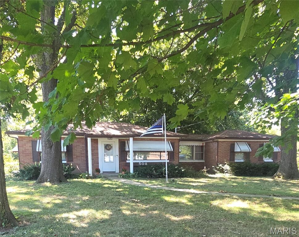 Property Photo:  508 Eiler Road  IL 62223 