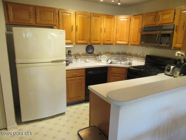 Property Photo:  64 Arrowwood Court  NJ 07701 