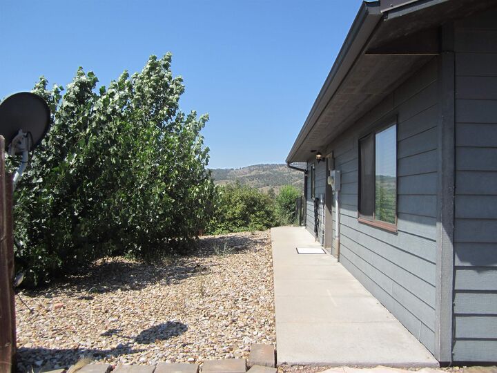 Property Photo: 27577 Watts Lane SD 57747