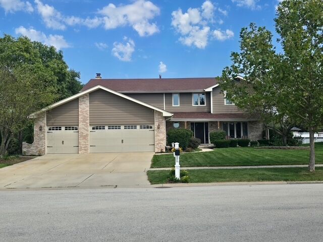 Property Photo:  8036 Edgebrook Lane  IL 60487 