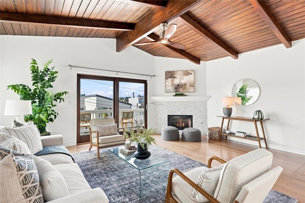 Property Photo:  2026 Hillcrest Drive  CA 90254 